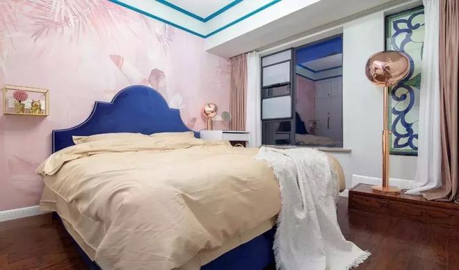 半岛·综合体育101平3房2厅美式风装修静谧蓝装饰出高雅的家居氛围感(图4)