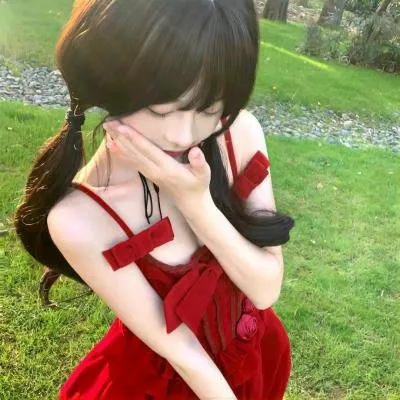【大尺度惊悚经典】《大逃杀》未删减导演剪辑修复版：被送到荒岛互相残杀的同班同学，日本最残酷的人性社会实验