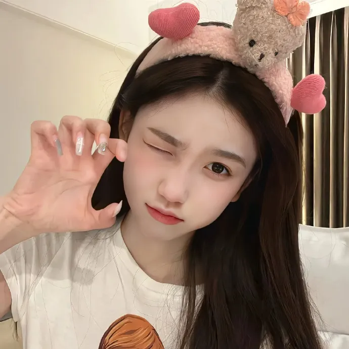 追星女孩必看《她的私生活》全集高清：朴敏英金材昱演绎站姐的双面人生，成年人的甜宠